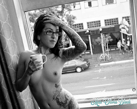 主観視点の手コキOnlyFans ヌード ギャラリー