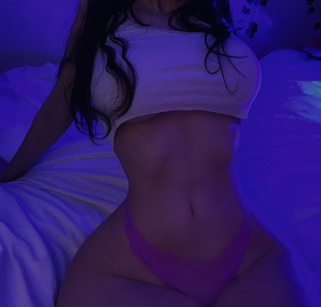 Virtual Torii エロティック女優 写真