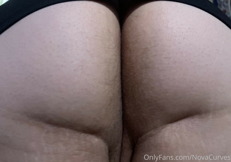 甘いおまんこオンリーファンズ アダルト 写真