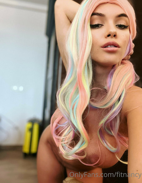 FitNancy 完璧なモデル 写真