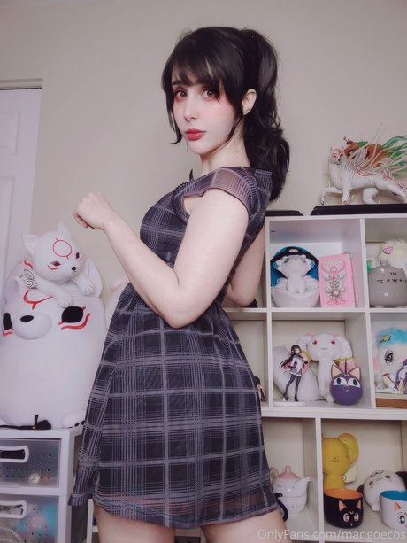 Mangoecos ポルノ女優 写真