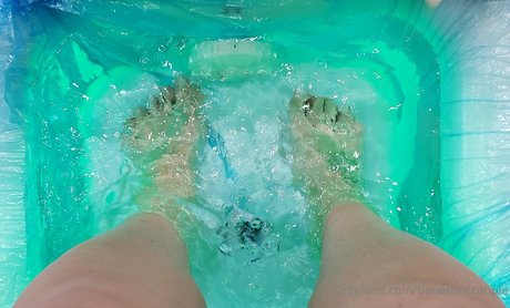 巨乳義母OnlyFans ホット裸 写真