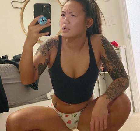 フェラチオ アジア人 OnlyFans 無料ポルノ 画像