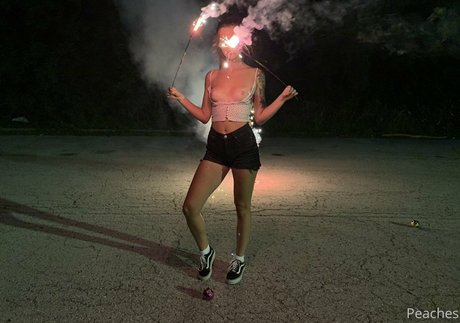 cremedelapeachh 完璧な女優 画像