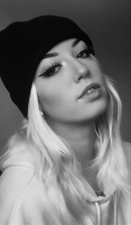 theenicolehammond 独占ポルノスター 写真