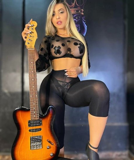 女性の筋肉オンリーファンズ 美しい裸 画像