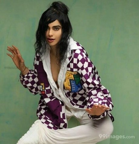 ゴス3P OnlyFans ポルノ 画像