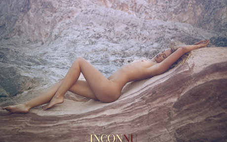 巨大なチンポを持つシーメールオンリーファンズ エロ ギャラリー