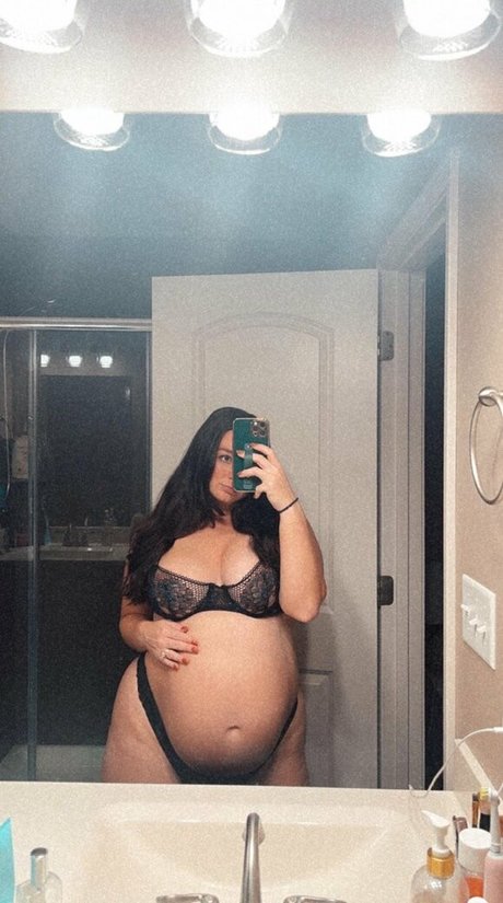 セクシーな黒人オンリーファンズ 無料裸 写真