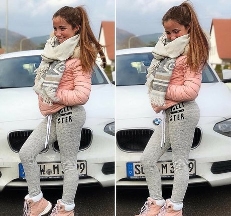 Meike Tosi ヌードモデル 写真