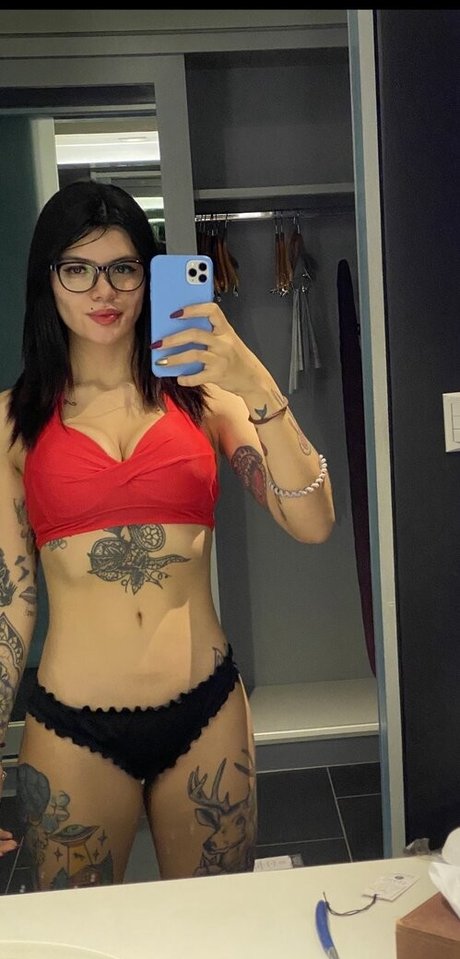 金髪の射精OnlyFans ホットセクシー 写真