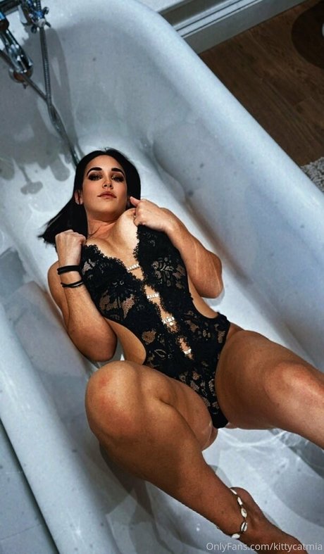 Dafni Kouneli セックスモデル 画像