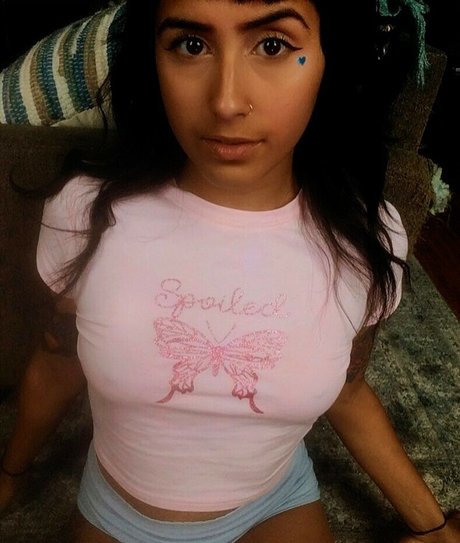 小さなオンリーファンズ ポルノ 画像