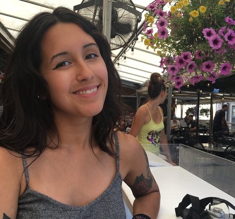 巨乳で曲線美のOnlyFans ポルノ 写真