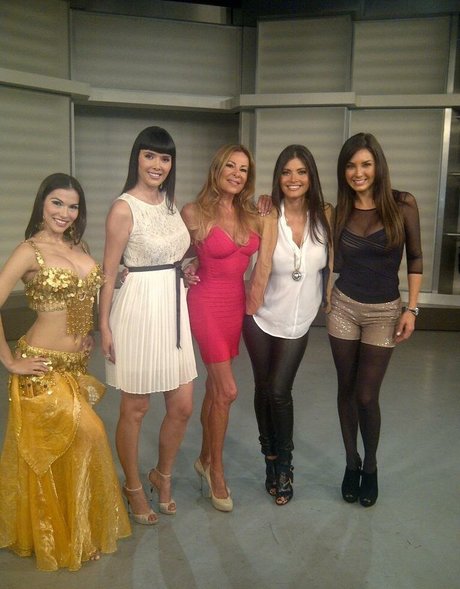 妻のヌードオンリーファンズ セクシーヌード 画像