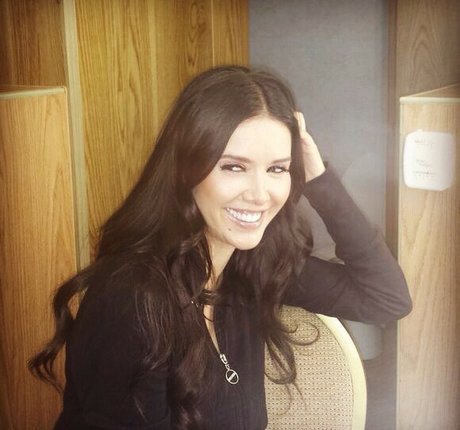 大学生カップルのオンリーファンズ ヌード ギャラリー