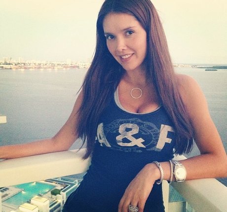 義理の妹オンリーファンズ 無料セクシー 画像