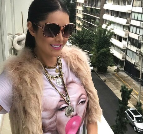 ティーントランスオンリーファン 無料ヌード 写真