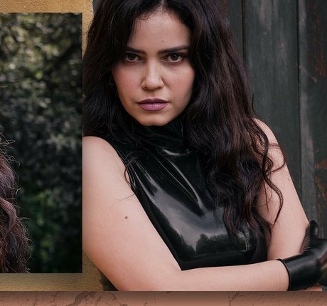 Bella bellss2223 ポルノスター 写真