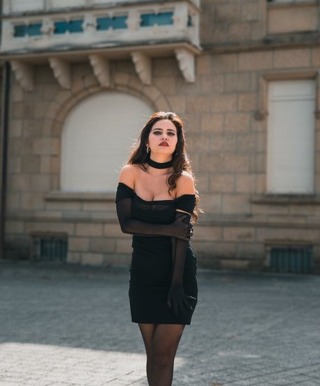 Bella bellss2223 素敵なモデル 写真