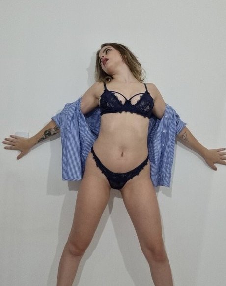 Viviane Costa 素敵なポルノスター 写真