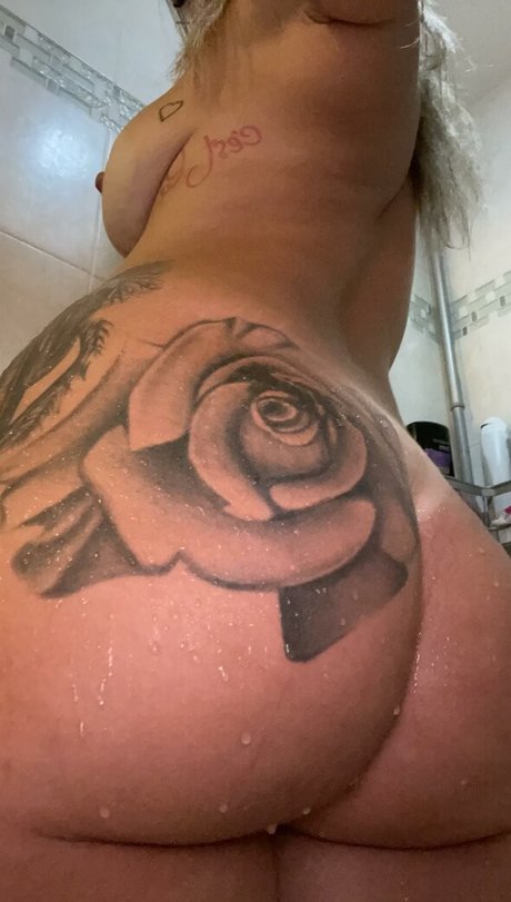 Yourfavemom HDポルノスター ギャラリー