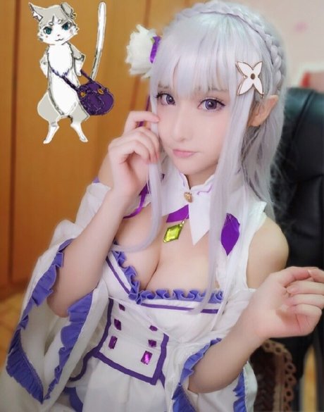 アマチュアヌードオンリーファンズ えろた ギャラリー