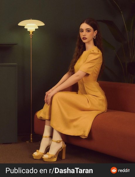 小柄なティーンオンリーファン HD ギャラリー