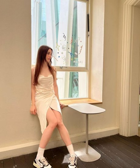 汚れた足オンリーファンズ セクシーヌード 画像