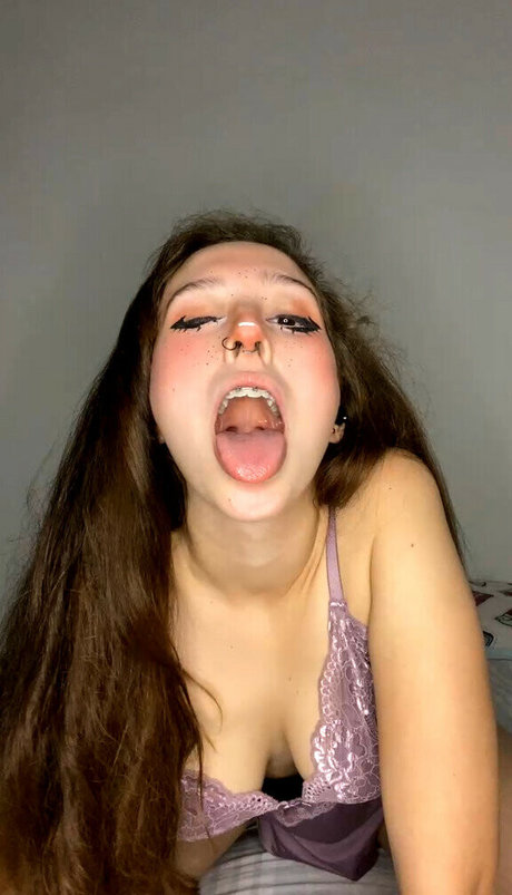 Tsuki Chan スター ヌード ギャラリー