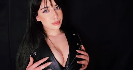 Shiny ASMR セックスモデル 写真