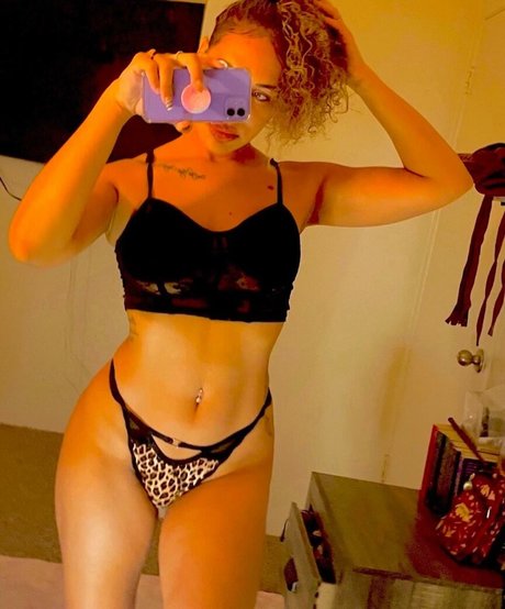 ティーン乱交OnlyFans アダルト無料 画像