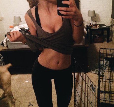 Paige Wyatt 無料モデル 写真