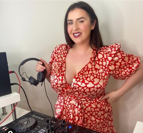 JOIティーンオンリーファンズ ポルノ 写真