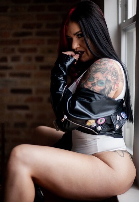 厚い黒檀オンリーファンズ 無料ポルノ ギャラリー