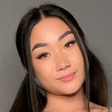 AkiraAsian セックス女優 写真