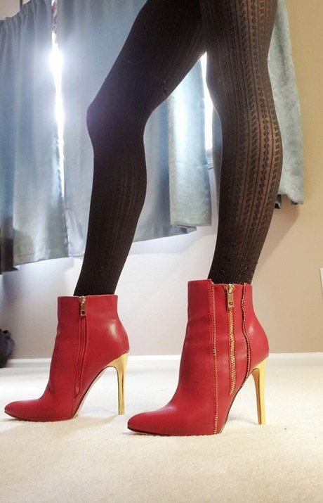 アジア人女性OnlyFans ポルノグラフィック 画像