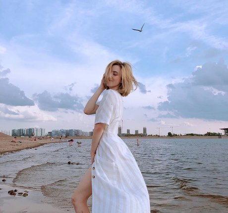 大学生のオンリーファンズ 限定 写真