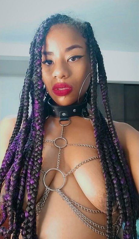 大学生カップルのオンリーファンズ アートヌード アーカイブ