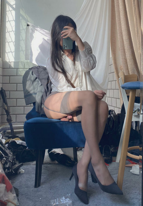 プリティオンリーファンズ エロチック ギャラリー