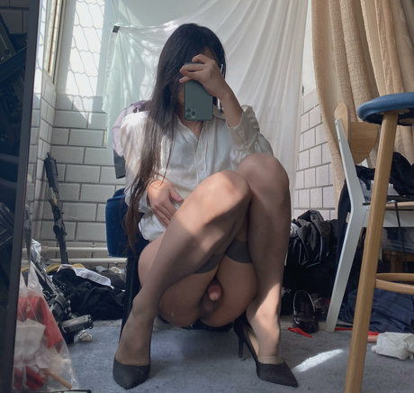 BrickZhuan ポルノスター ヌード 写真