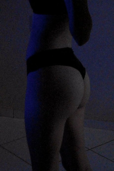 アナル乱交OnlyFans ヌード 画像