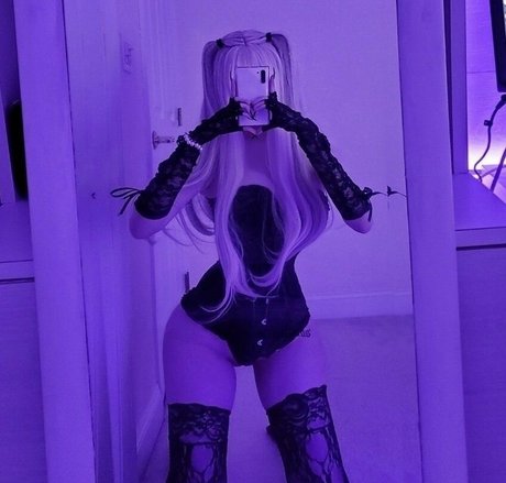 Xliahri 裸のモデル 画像