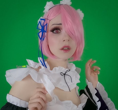 Egilea ASMR アダルトスター 写真