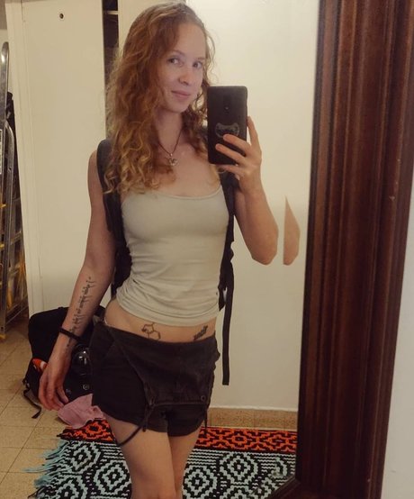 濡れたパンティーOnlyFans ヌード 写真