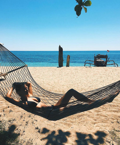 アジアン・エボニー・オンリーファンズ セクシーxxx 写真