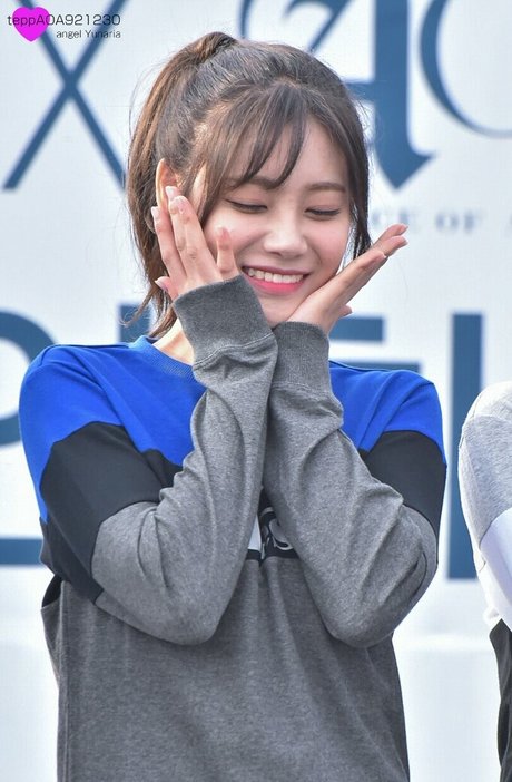 金髪の射精OnlyFans ホットセックス 画像