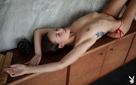 Elilith Noir ホットなスター 画像