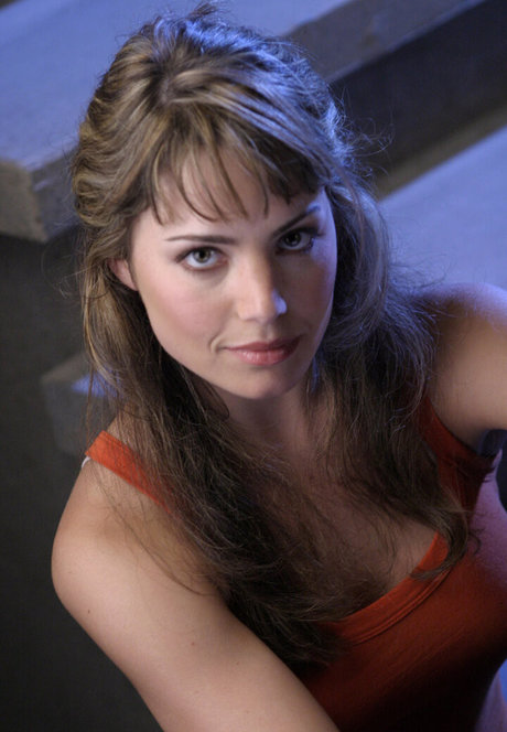 Erica Durance 美しいモデル 写真
