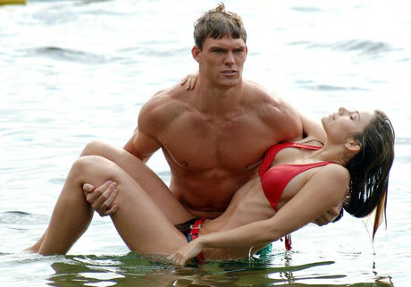 Erica Durance ヌード女優 ギャラリー